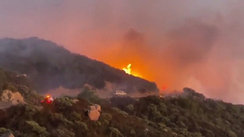 Wildfire near Santa Barbara reaches more than 4,300 acres