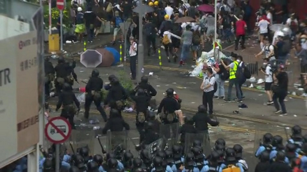 Hong Kong residents aim to leave after violent protests