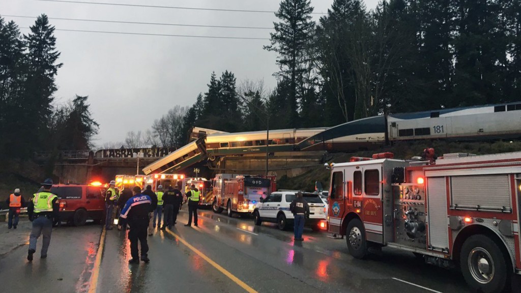 Amtrak train derails over I-5 in Washington state