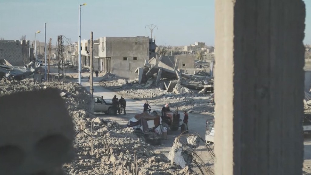 As ISIS shrinks, Syrians return home to rubble