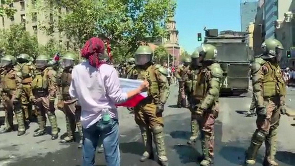 Fresh unrest erupts in Chile despite Cabinet reshuffle