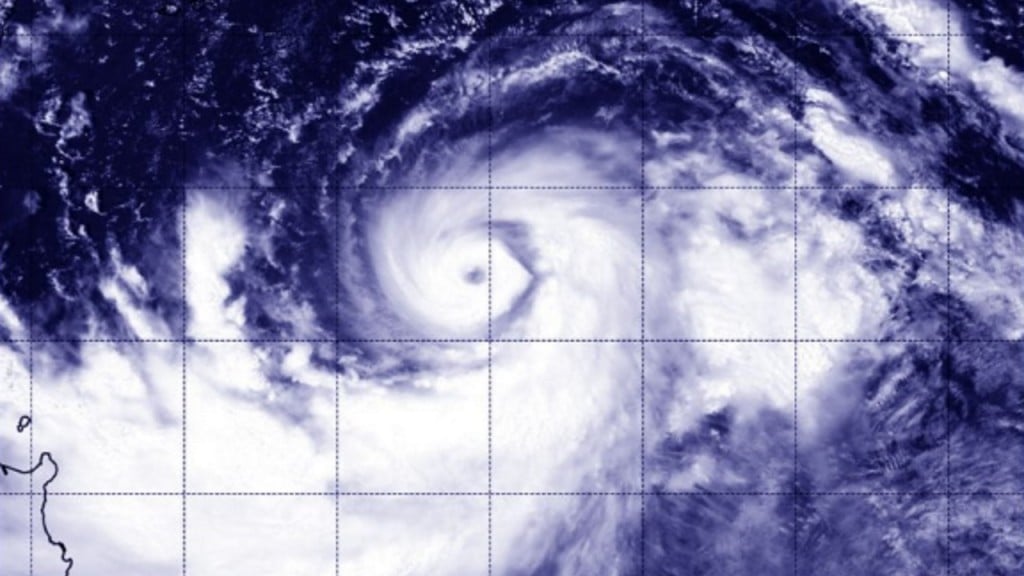 Taiwan, Japan brace for potential super typhoon