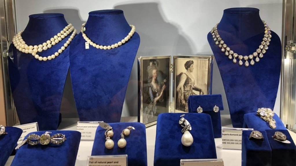 Marie Antoinette’s pearl and diamond pendant fetches $36 million