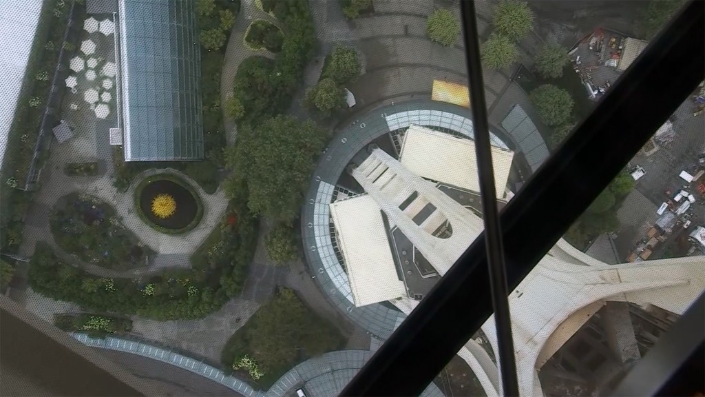 Seattle’s Space Needle gets see-through floor