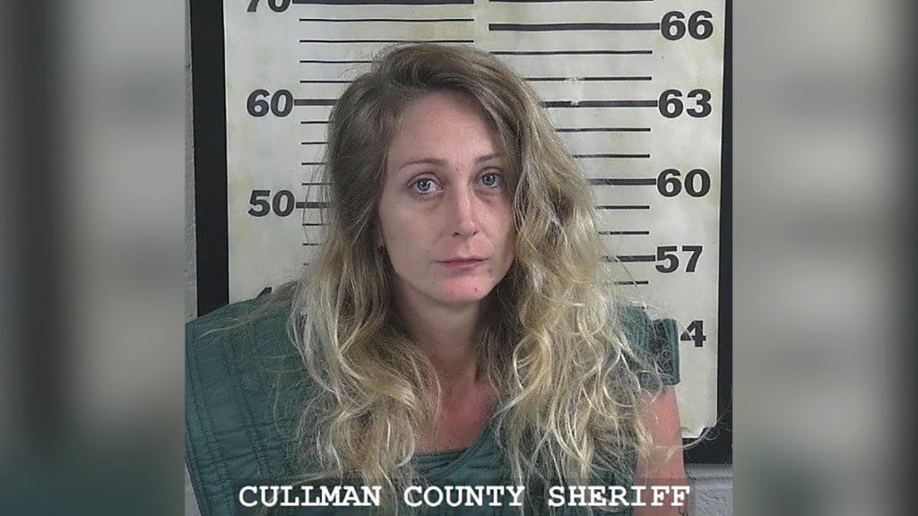 Police: Woman accidentally shoots husband in road rage incident