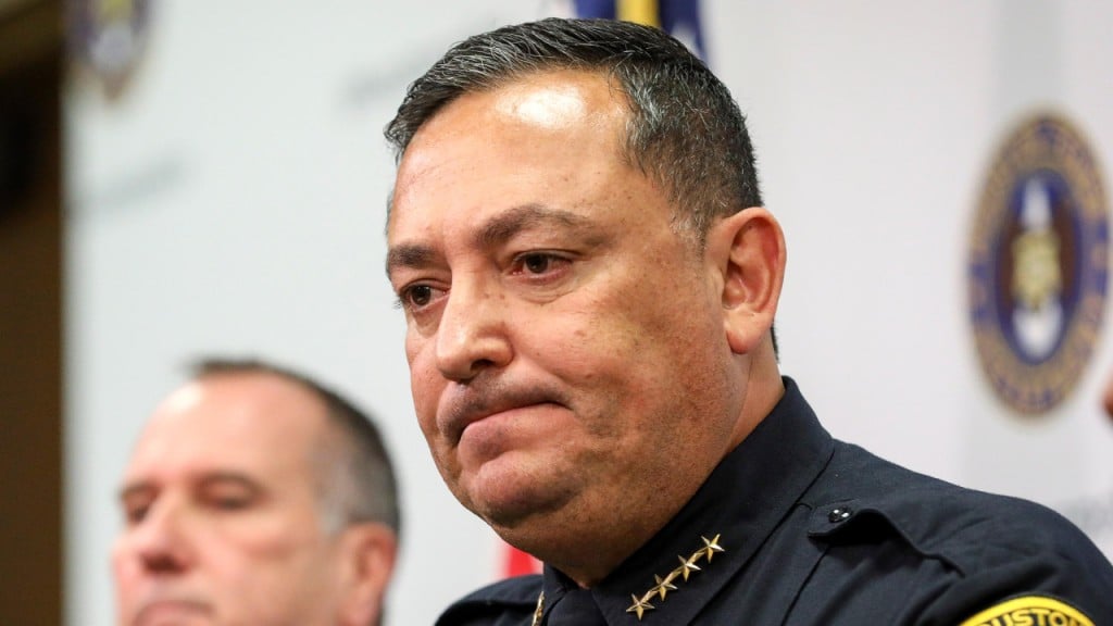 Houston police chief slams GOP over gun laws