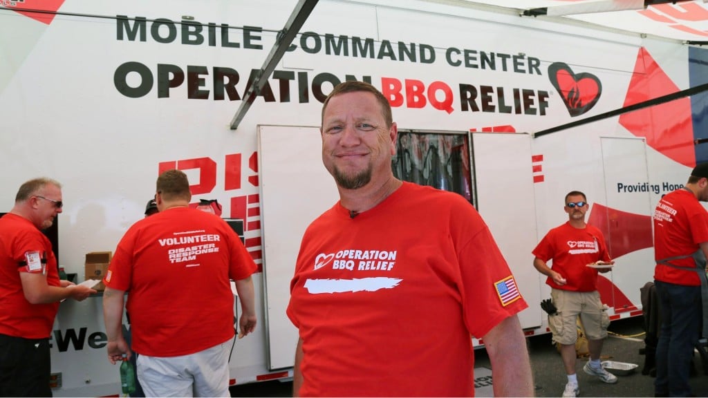 Pitmaster uses BBQ skills to honor US troops
