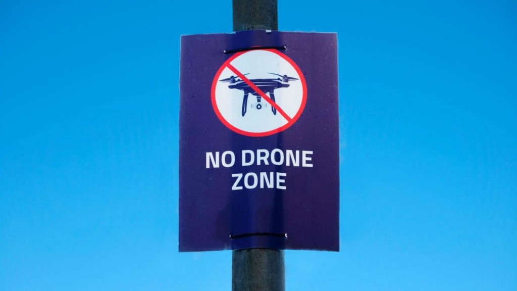 Airports scramble to handle drone incidents