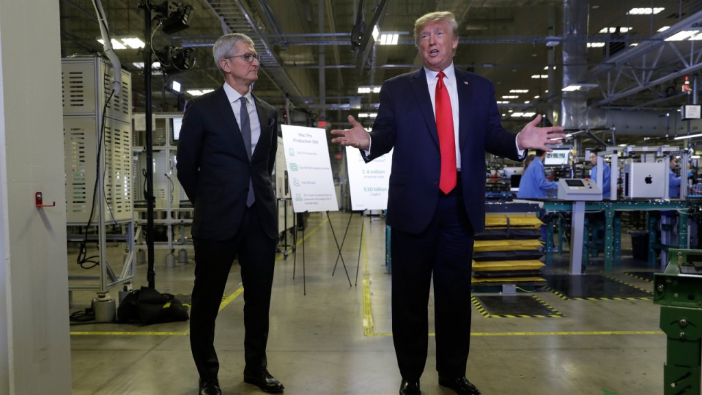Trump wants Apple to be ‘building’ 5G