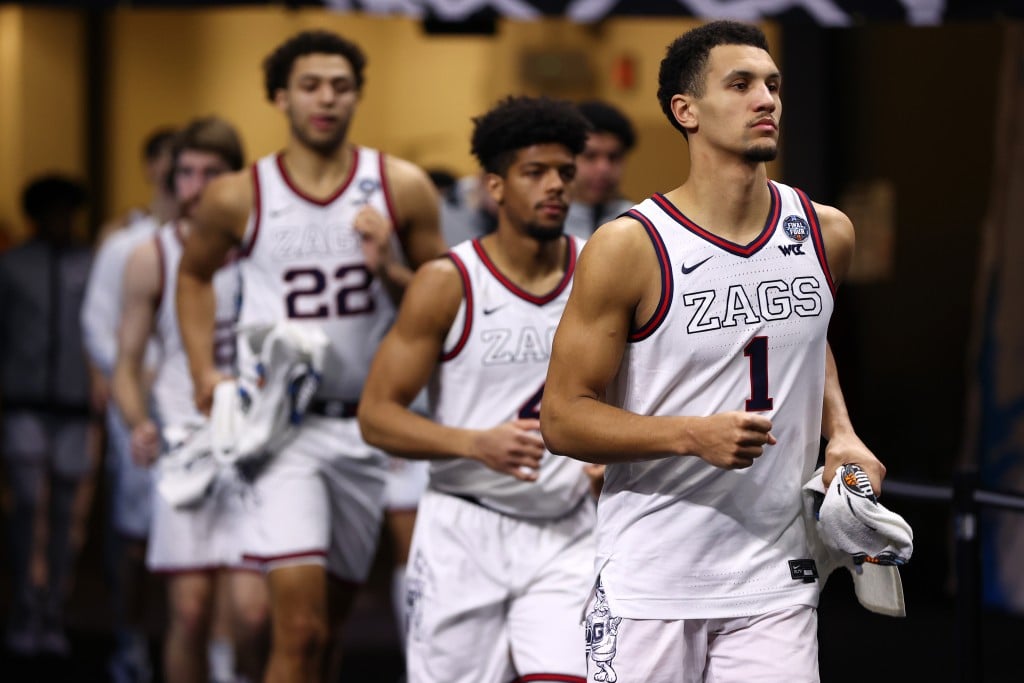 GOnzaga takes on UCLA in the Final Four