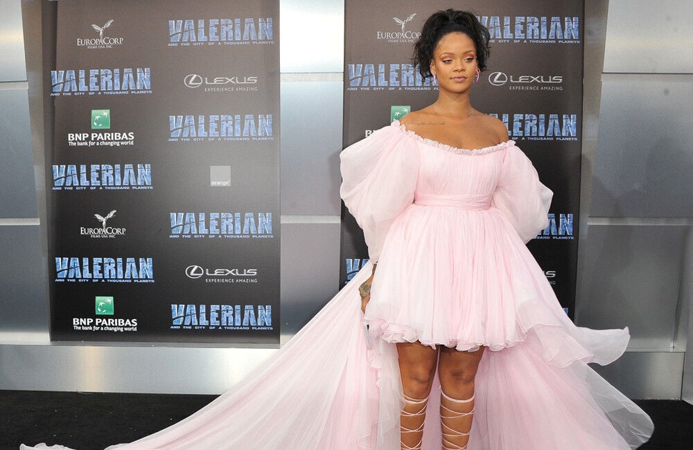 Police Called To Rihanna’s La Home ‘amid Trespasser Fears’