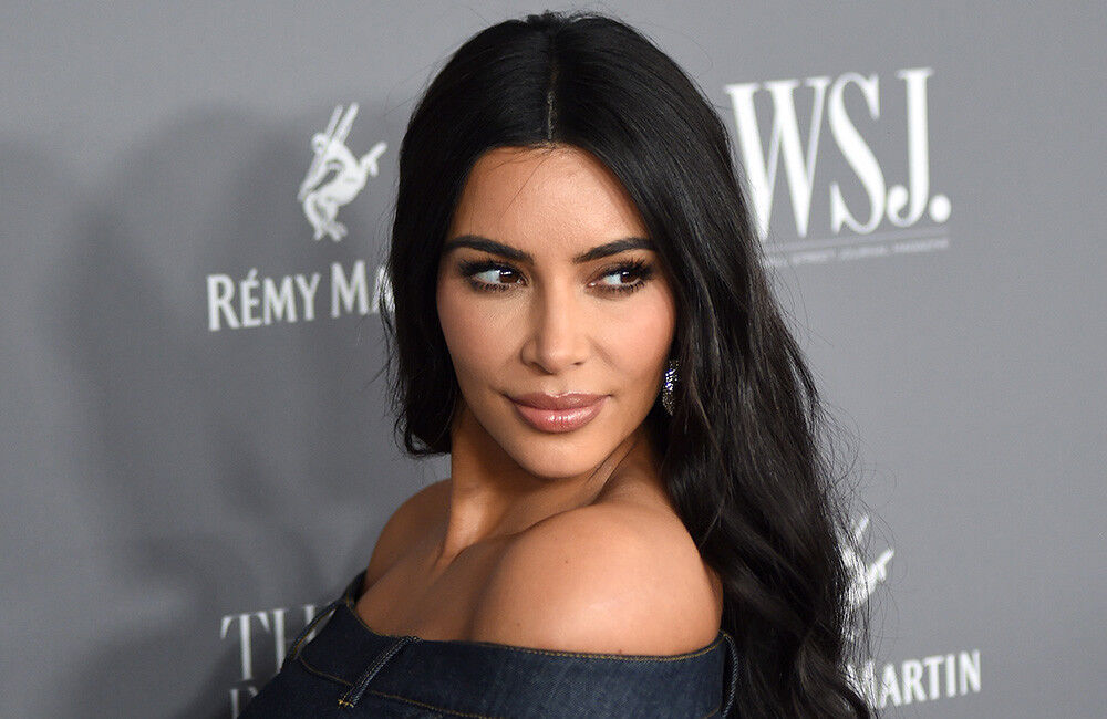 Kim Kardashian West Closing Down Kkw Beauty