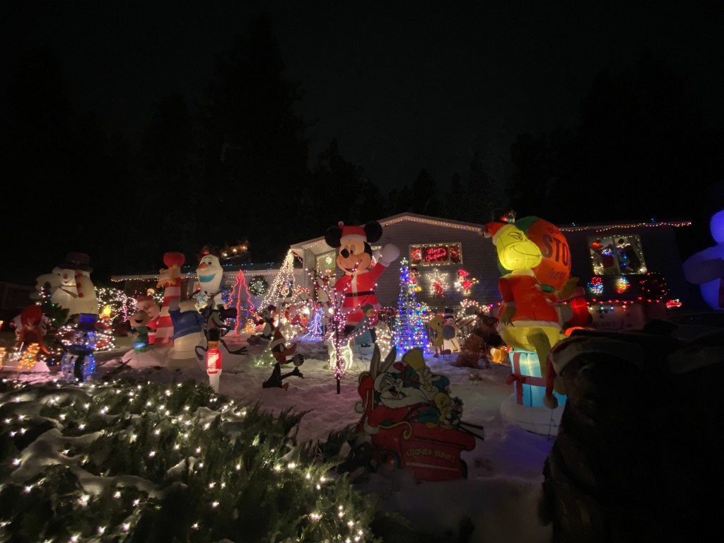 Spokane Valley couple goes all out decorating for Christmas each year