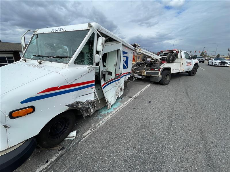 mailman continues route after crash