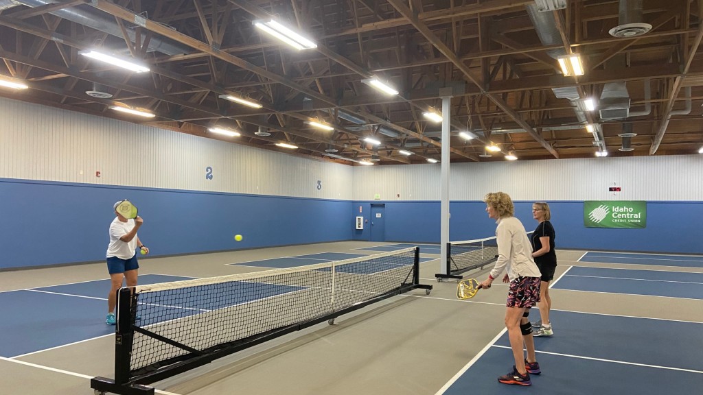 New facility dedicated to pickleball