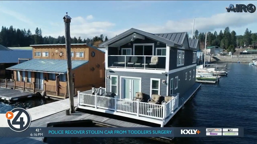 Air 4 Adventure: Let’s See What It’s Like Living In A Floating Home
