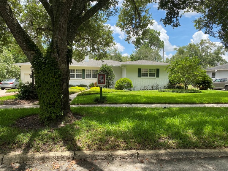 Discover 7 of Orlando's Tiny Libraries - Orlando Magazine