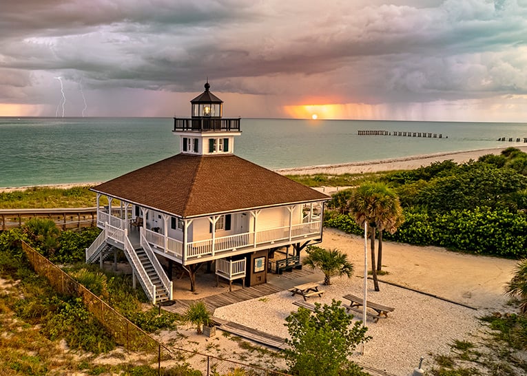 Port Bg Lighthouse Sunset