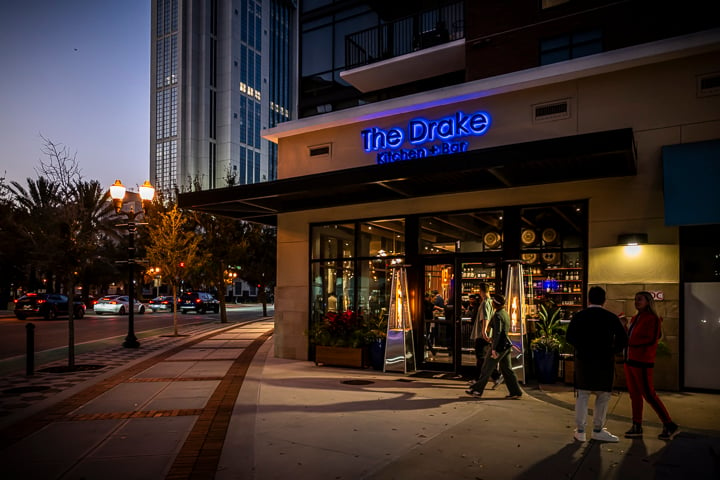 The Drake Restaurant, Photo By Roberto Gonzalez