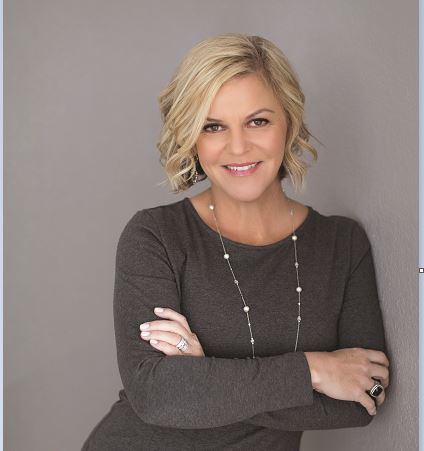 Alison Mosley Premier Sotheby’s International Realty 407.304.6458 Alison@theMosleyTeam.com https://themosleyteam.premiersothebysrealty.com/