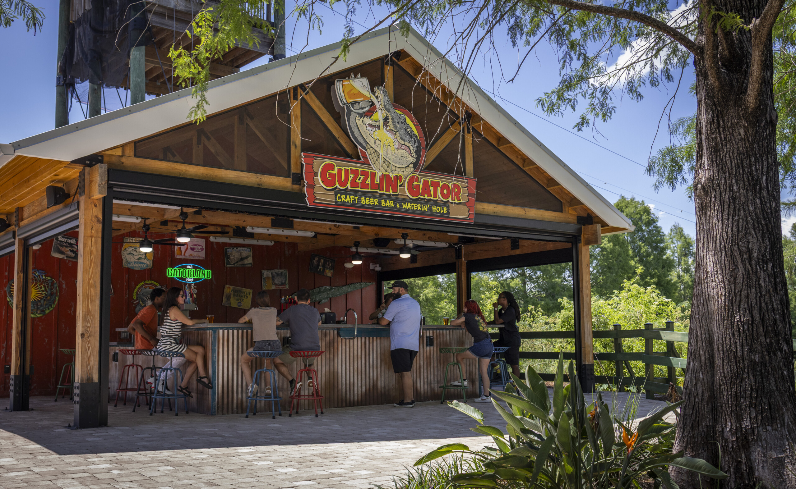 guzzlin-gator-craft-bar-wide-