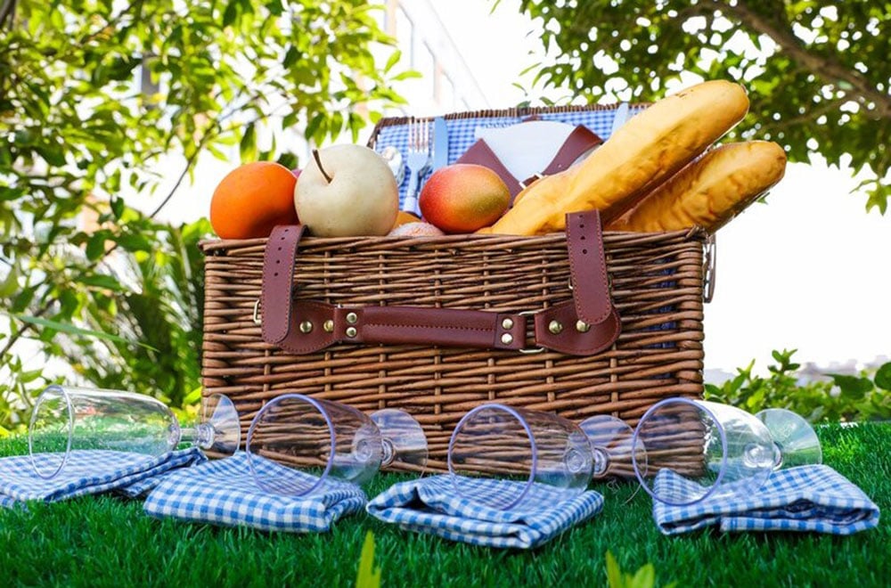 Picnic Basket Four Person