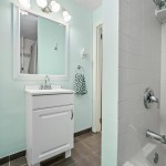 Hillsharedbath