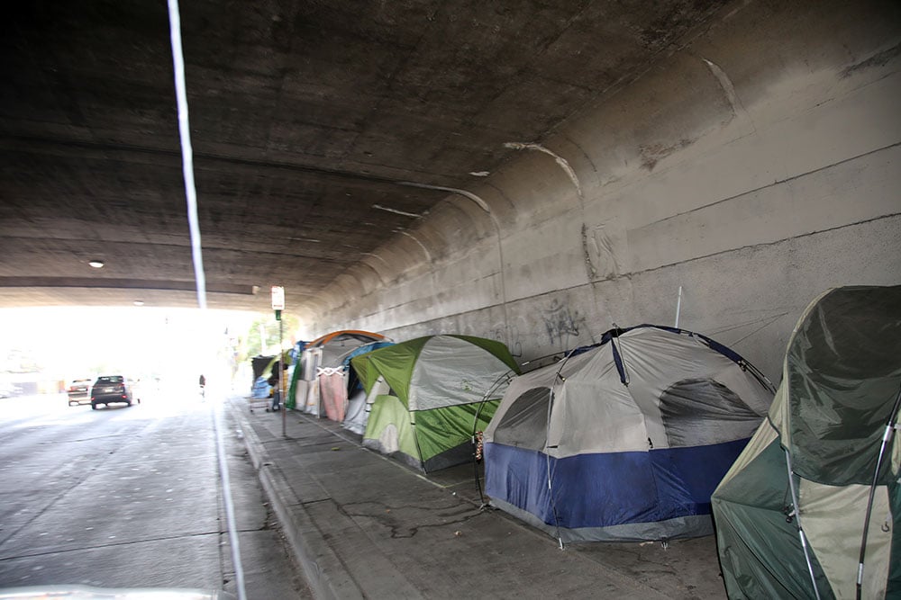 6/20/2019,los,angeles,,california:,homeless,tent,camps,and,homeless,people