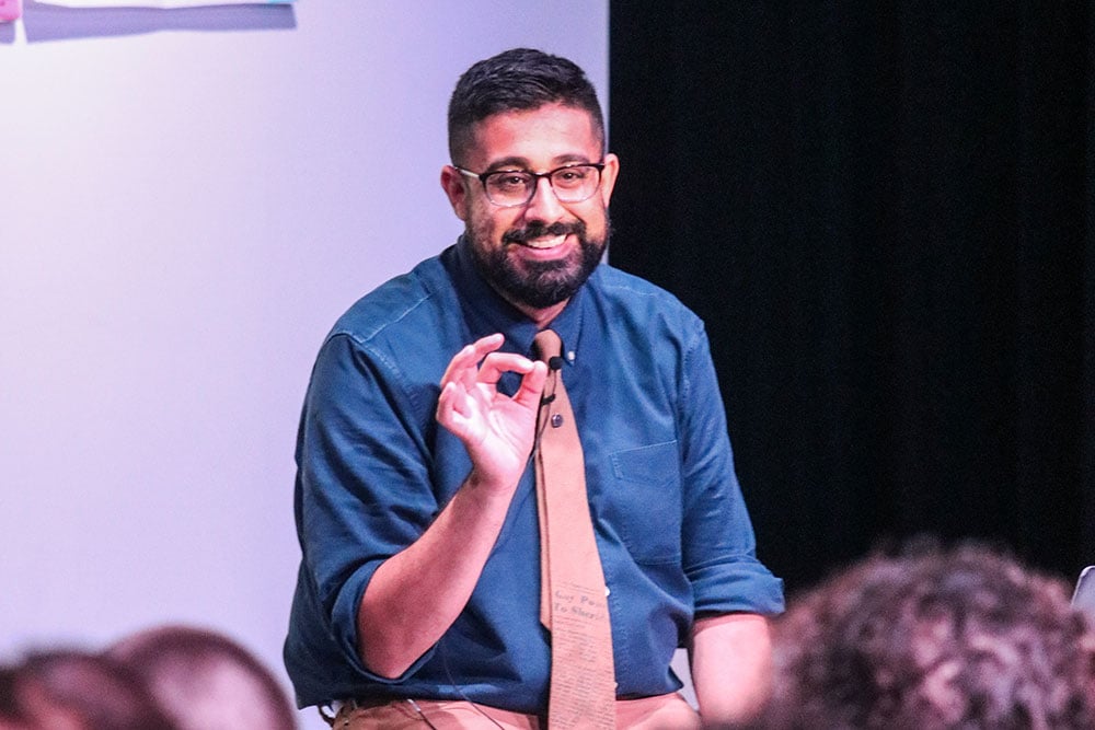 Adil Mansoor Performing Ammigone Via Kelly Strayhorn Theater In Pittsburgh 2019 Photo Beth Barbis 4