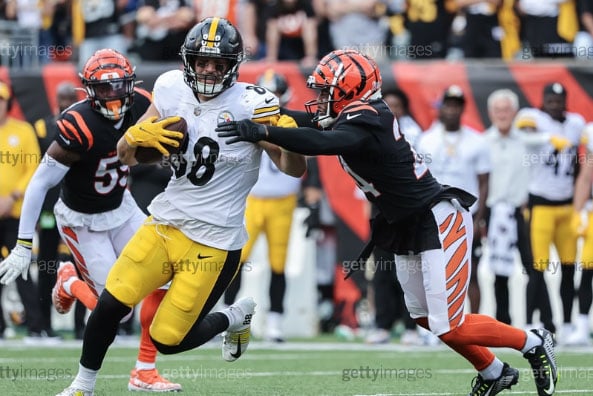 Pittsburgh Steelers Win By Refusing to Lose in Debut | Pittsburgh Magazine