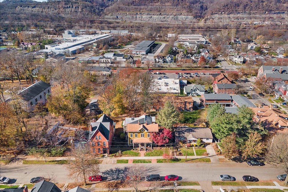 “The Christmas House” in Oakmont is Picturesque Enough for a Postcard Pittsburgh Magazine