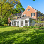 301 Fairview Rd 49