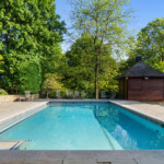 301 Fairview Rd 51