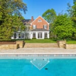 301 Fairview Rd 52