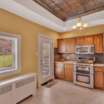 110 Pius St 026