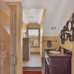 110 Pius St 050