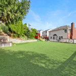 12 Fieldstone Drive 33