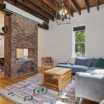 18 Web Or Mls 3865 Howley St
