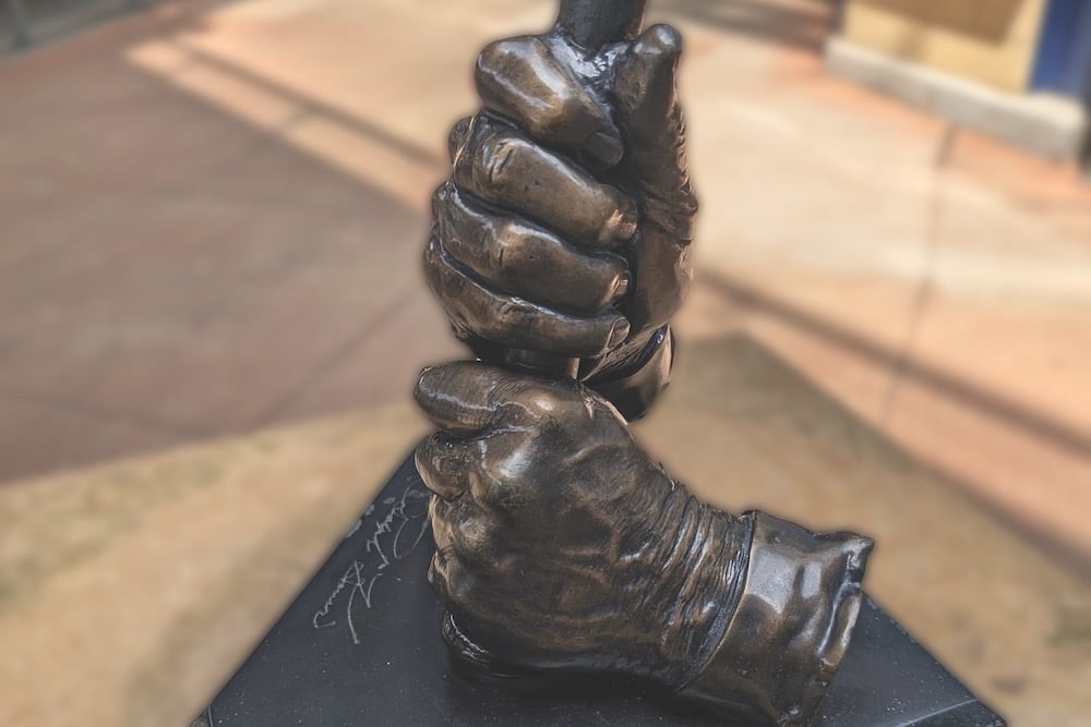 Kiner Statue