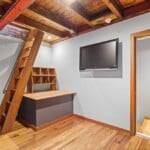 32 Bedroom