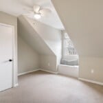 4613 Carlton Street 23