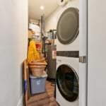2132 Sarah Street 23