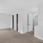 24 693 Orchard Ave Windowstill