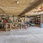 5454wellesley Theismedia 160 020a5357n