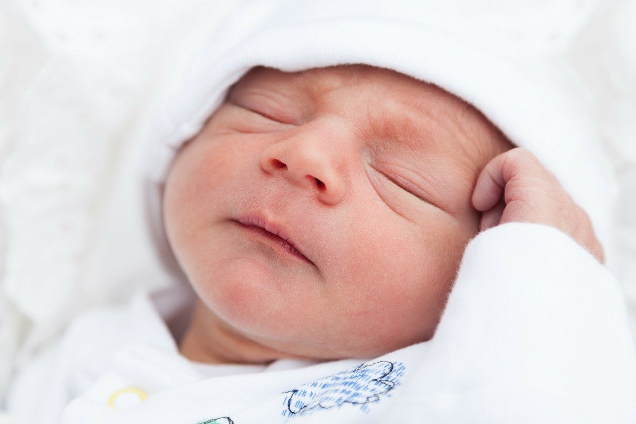 Newborn care: Everything you need to know about baby grooming - Today's  Parent