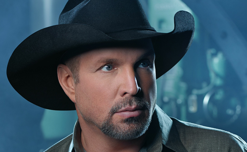 Garth Brooks addresses 'stir' over saying his bar will serve Bud Light –  NBC Boston