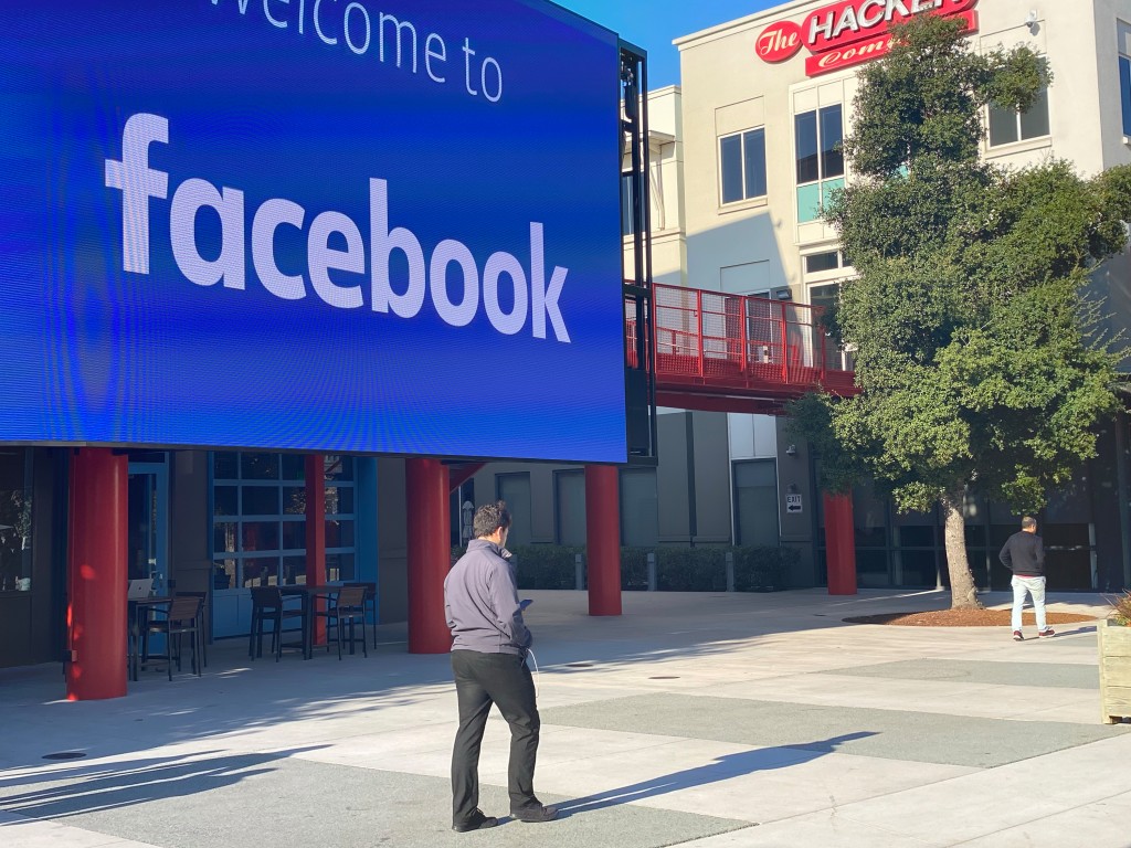 Facebook Campus In Meno Park