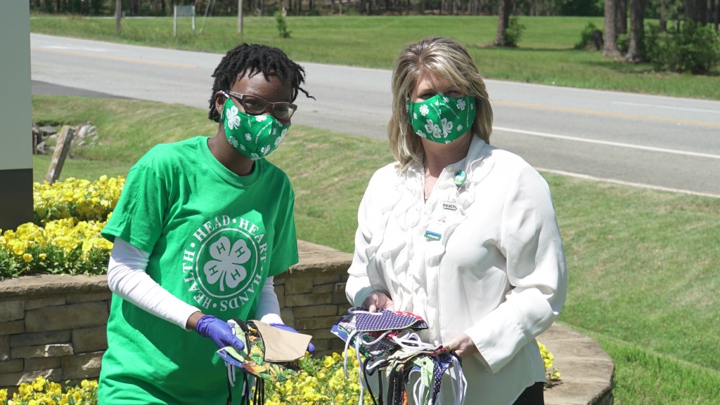 04 30 2020 Mask Donation (3)