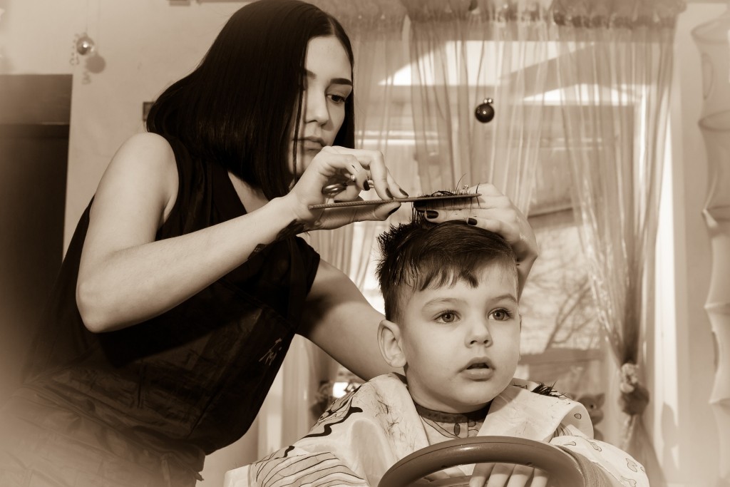 Hairdresser 659145 1920