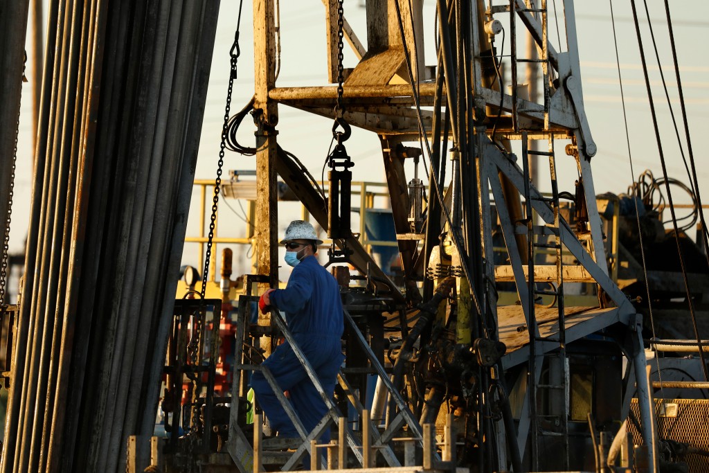 Taft, California, Oil Fields April 29, 2020 Coronavirus Los Angeles Times Photographer Carolyn Cole